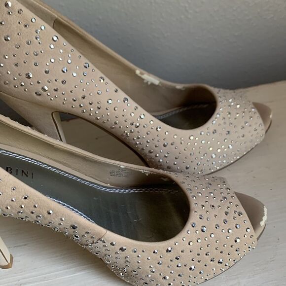 Gianni Bini Nude Peep Toe Heels With Silver Embellishments Size 7.5 - Picture 8 of 8